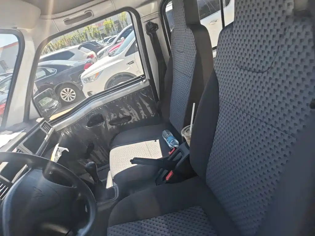 Wuling Motors Wuling Zhiguang 2026 2023 1.5L Utility 5/7-seater