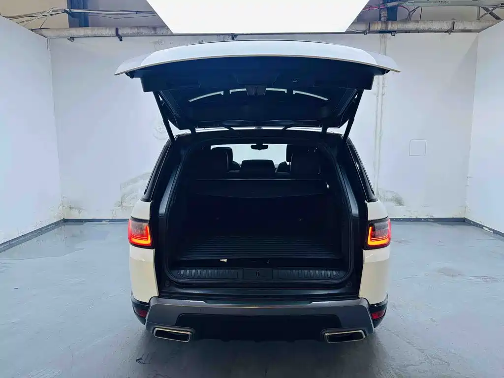 Land Rover Range Rover Sport PHEV 2019 2018 Model P400e