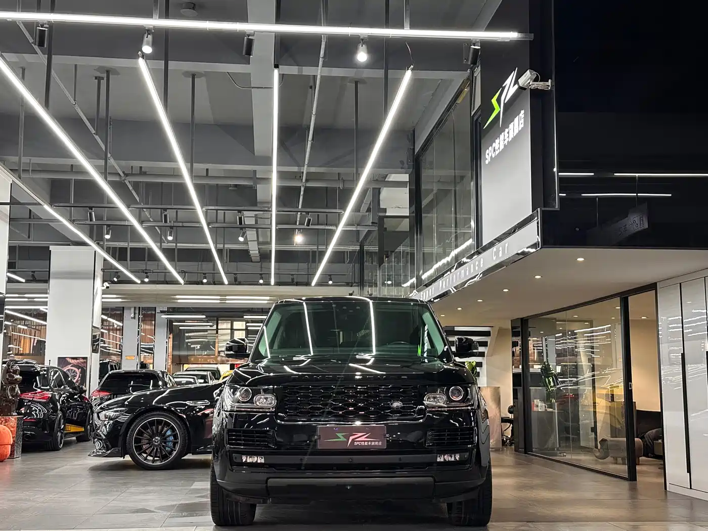 Land Rover Range Rover 2017 3.0 SC V6 Vogue SE Autobiography LWB фото 2