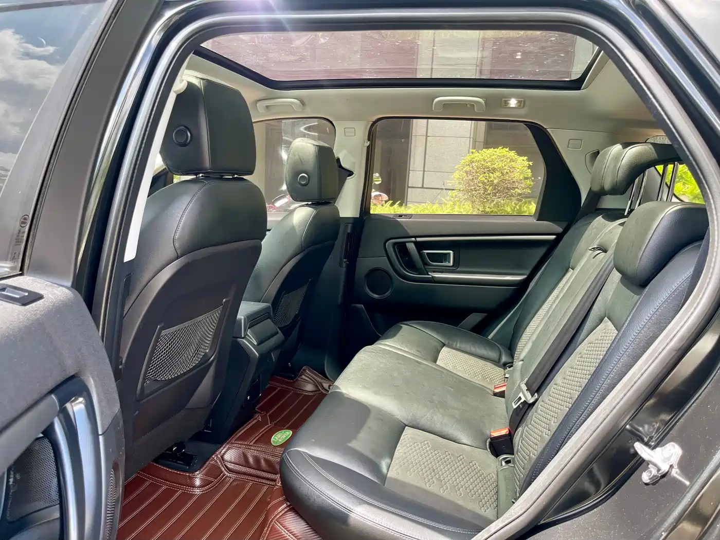 Land Rover Discovery Sport 2018 240PS PURE Edition фото 5