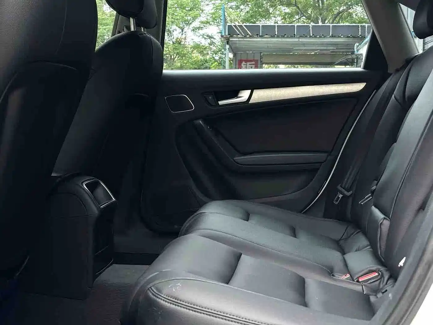 Audi A4L 2016 30 TFSI Collector's Edition Automatic Comfort фото 7