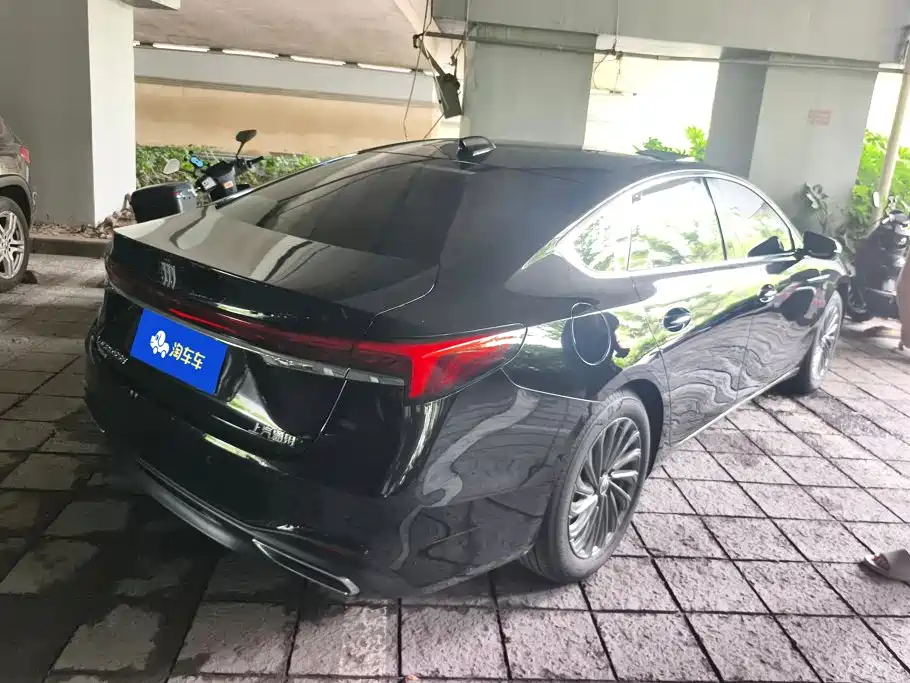 Buick LaCrosse 2025 2025 Model 28T Platinum Edition