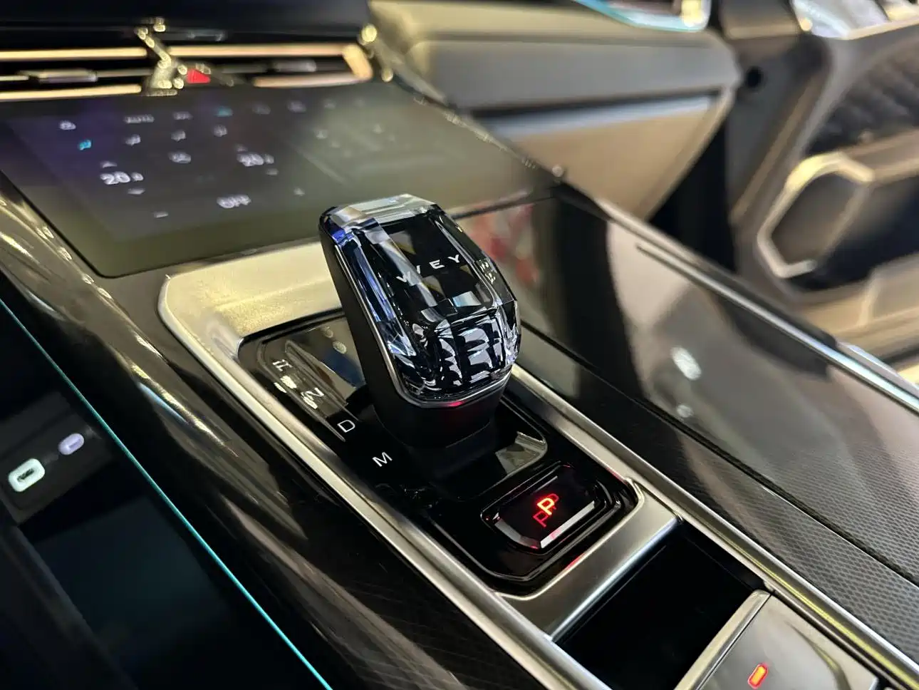 WEI PAI WEI BRAND MOCHA