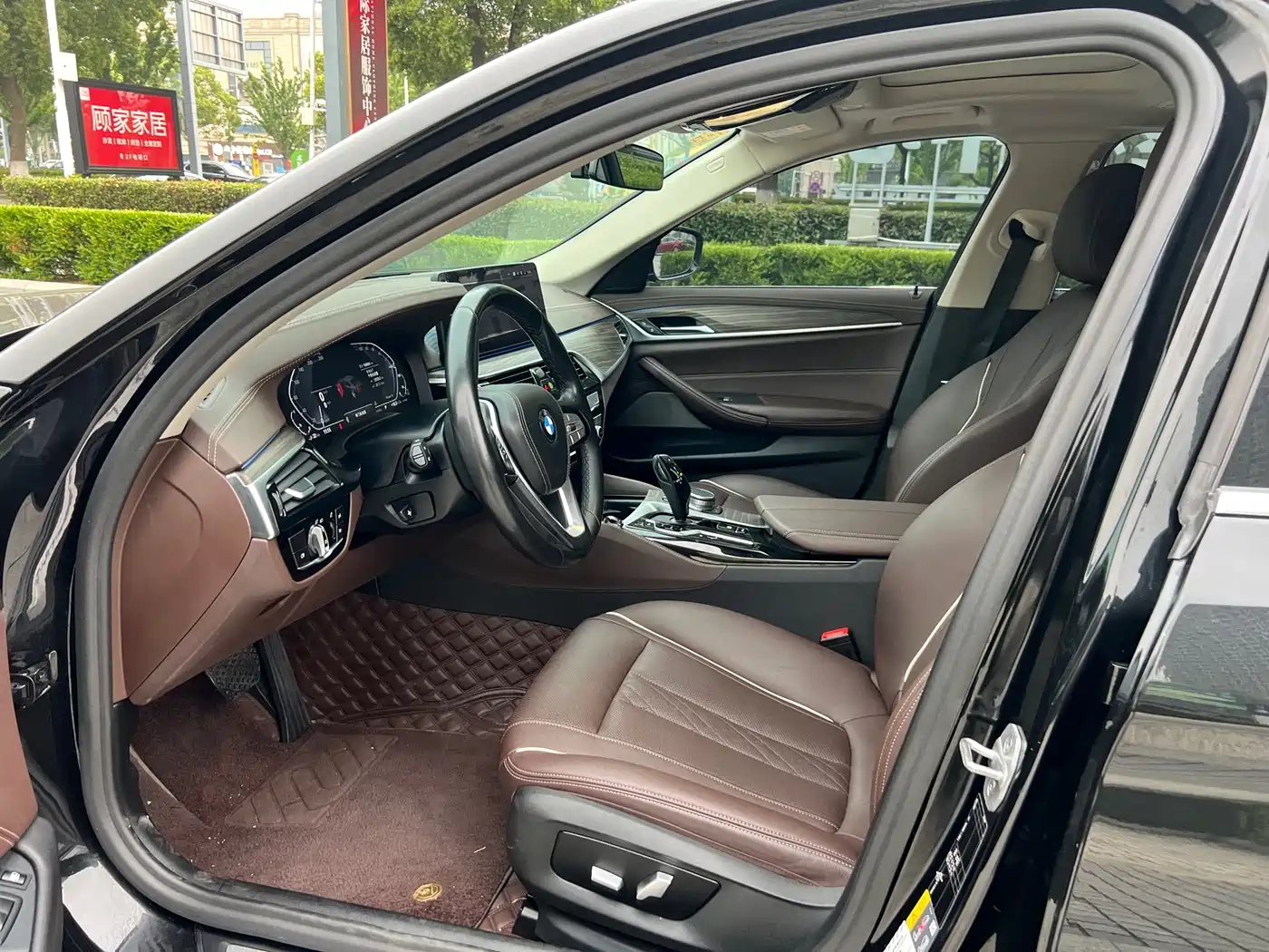 BMW 5 Series New Energy 2021 535Le Luxury Package фото 5