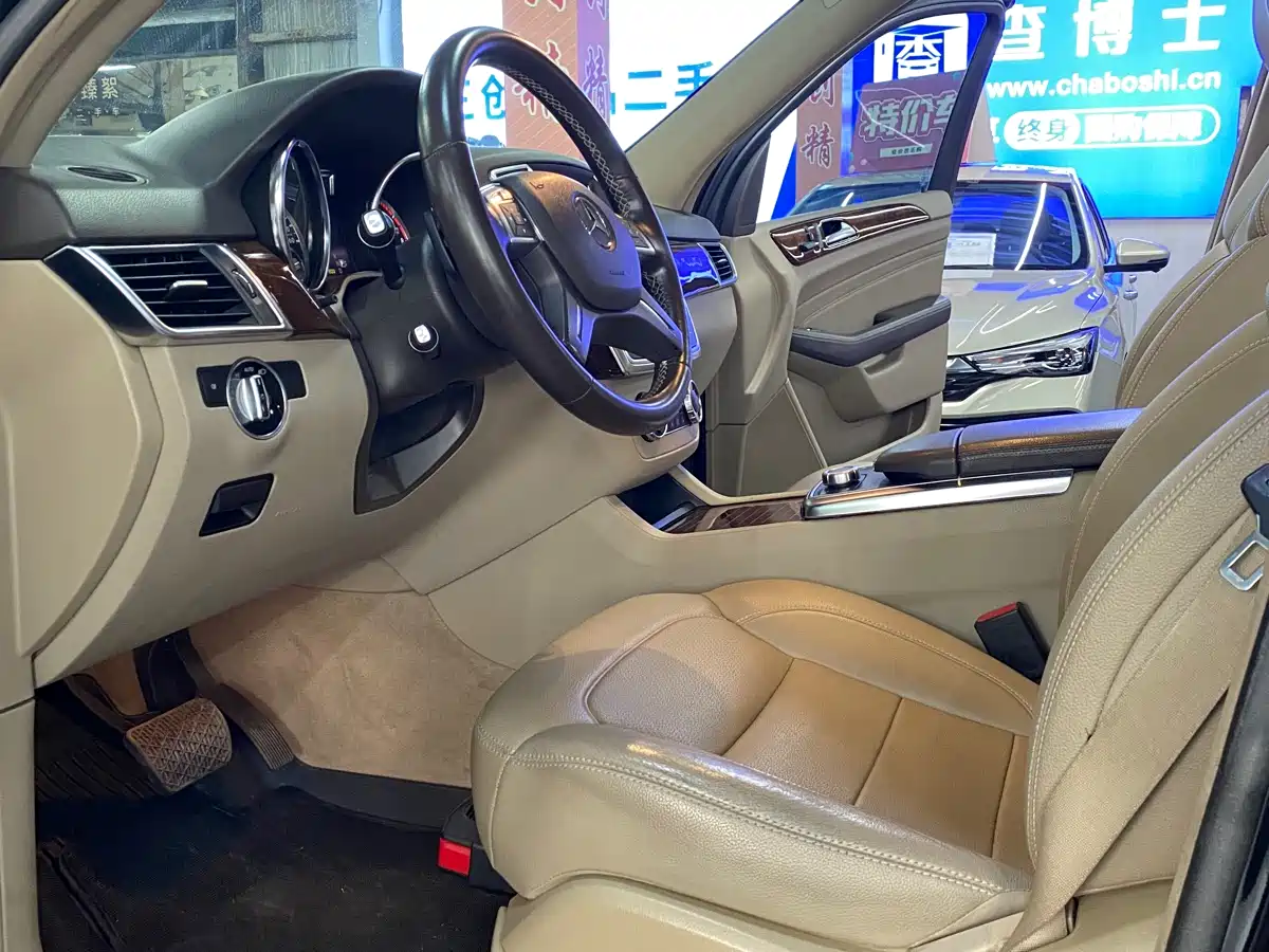 Mercedes-Benz M-Class 2014 ML 400 4MATIC Dynamic фото 9
