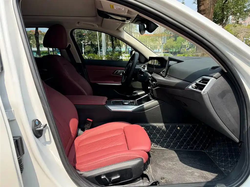 BMW i3 2024 eDrive 40 L Shadow Night Package фото 11