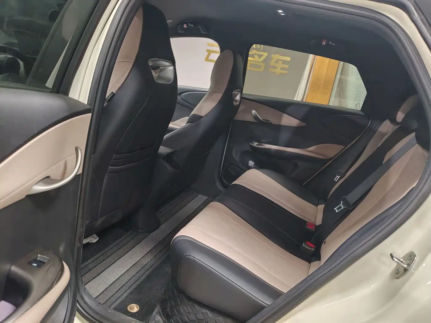 BYD Dolphin 2026 2025 420km Freedom Edition