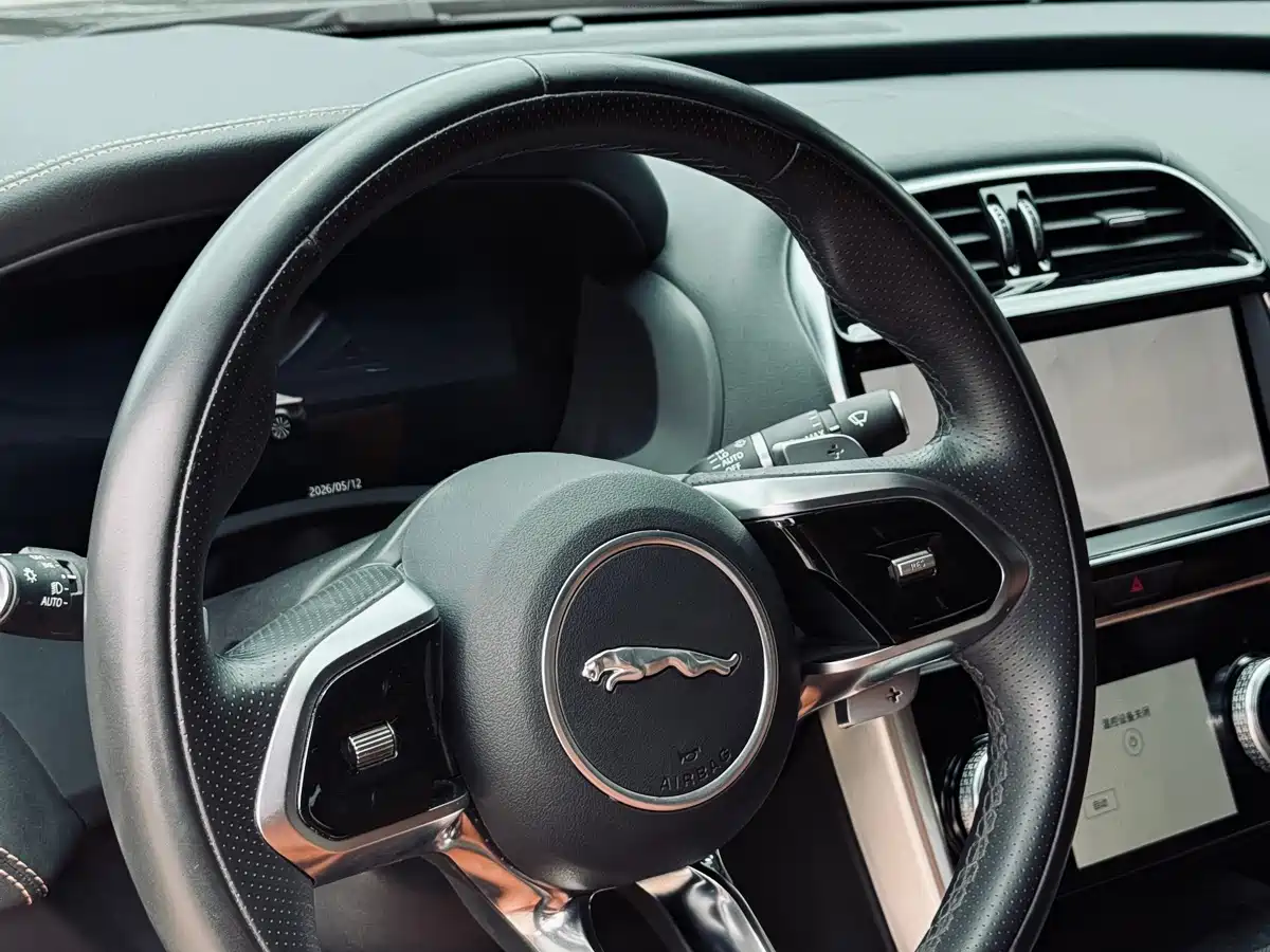 Jaguar XEL 2023 2.0T 250PS R-DYNAMIC S Progressive Sport фото 18