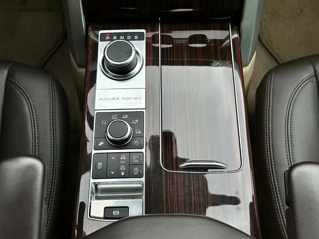 Land Rover Range Rover 2015 3.0 SC V6 Vogue фото 27