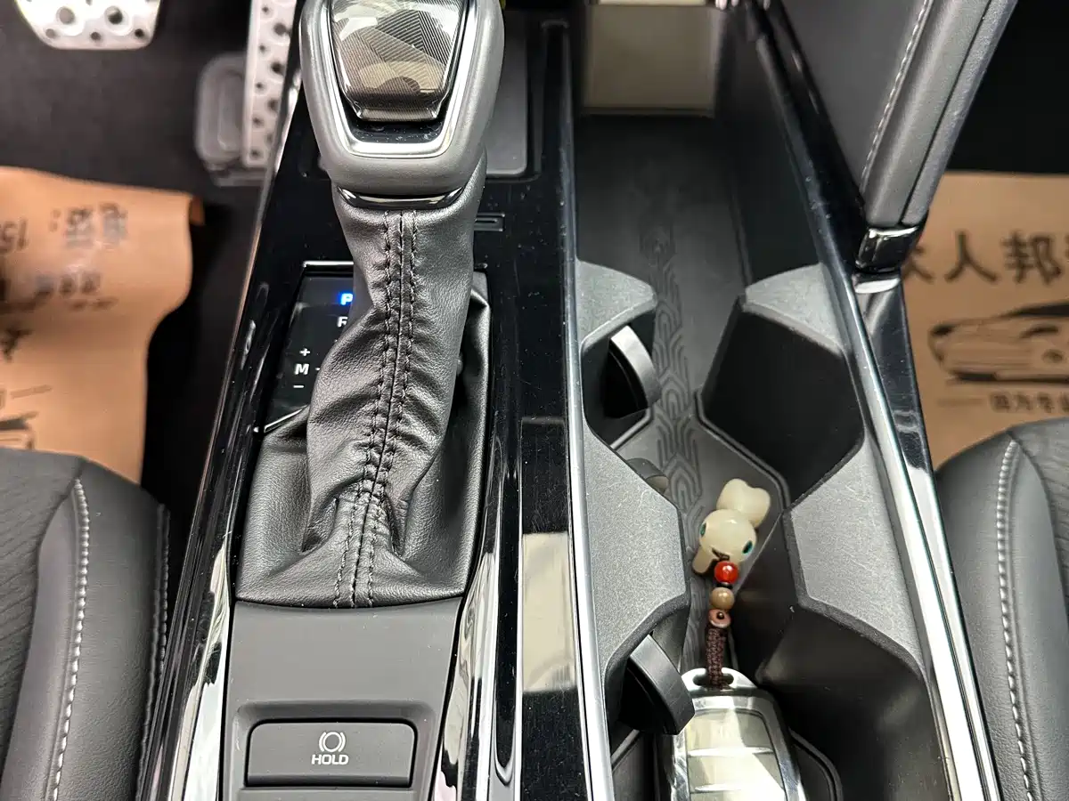 Toyota Camry 2024 2.0S Sport Edition фото 11