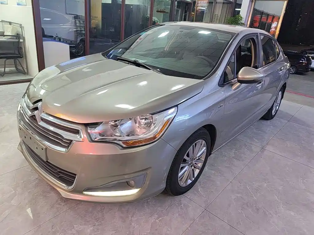 Citroën C4L 2016 2015 1.2T Automatic Luxury Edition