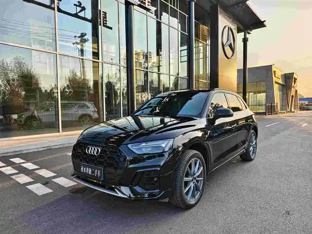Audi Q5L 40 TFSI, Люкс Драйв