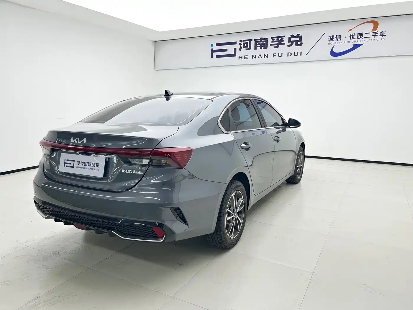 Kia K3 2024 1.5L CVT Comfort Premium Edition фото 4