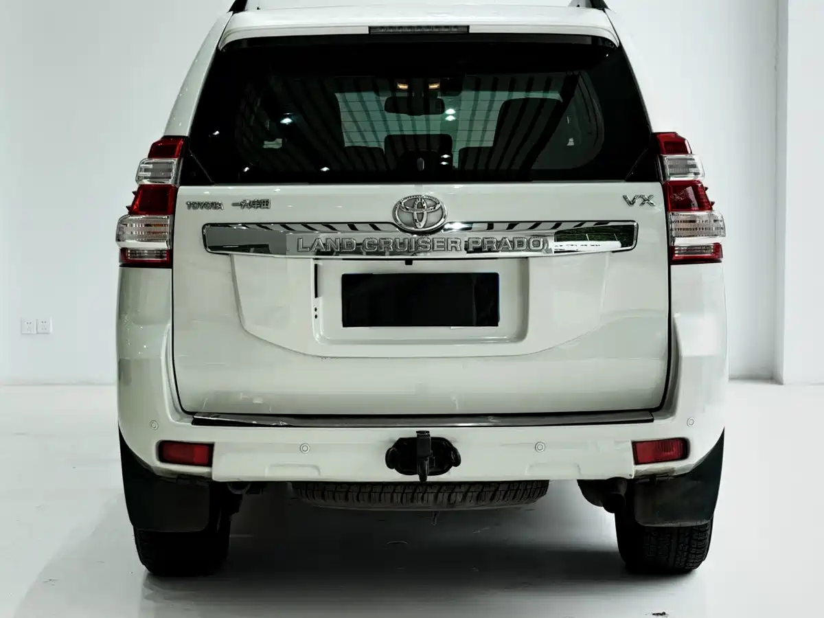 Toyota Prado 2016 3.5L Auto VX NAVI фото 3