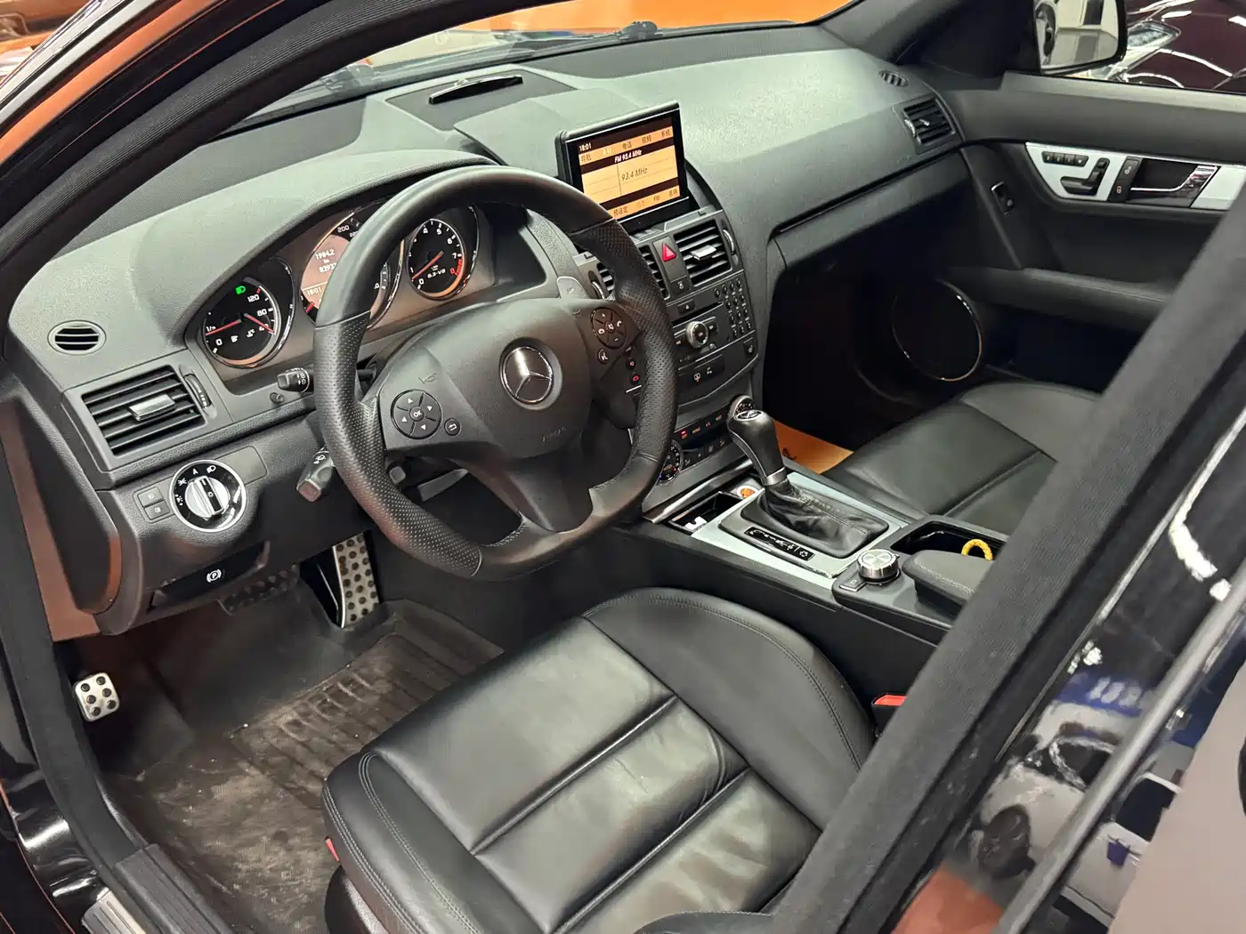 Mercedes-Benz C-Class AMG 2009 AMG C 63 Dynamic фото 3