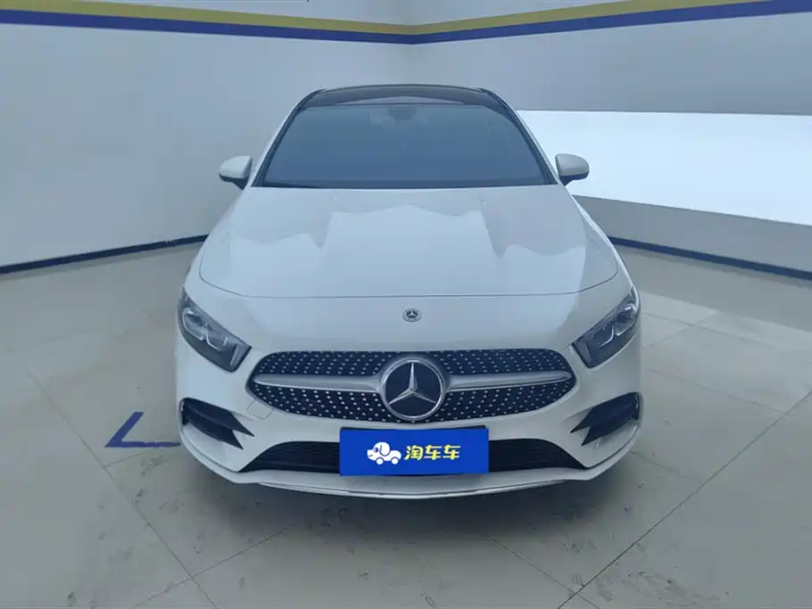 Mercedes-Benz A-Class 2022 A 200 L Sport Sedan Style фото 2