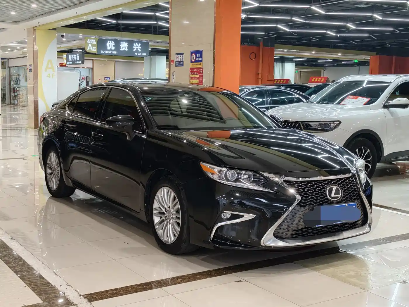 Lexus ES 2016 200 Midnight Special Limited Edition фото 3