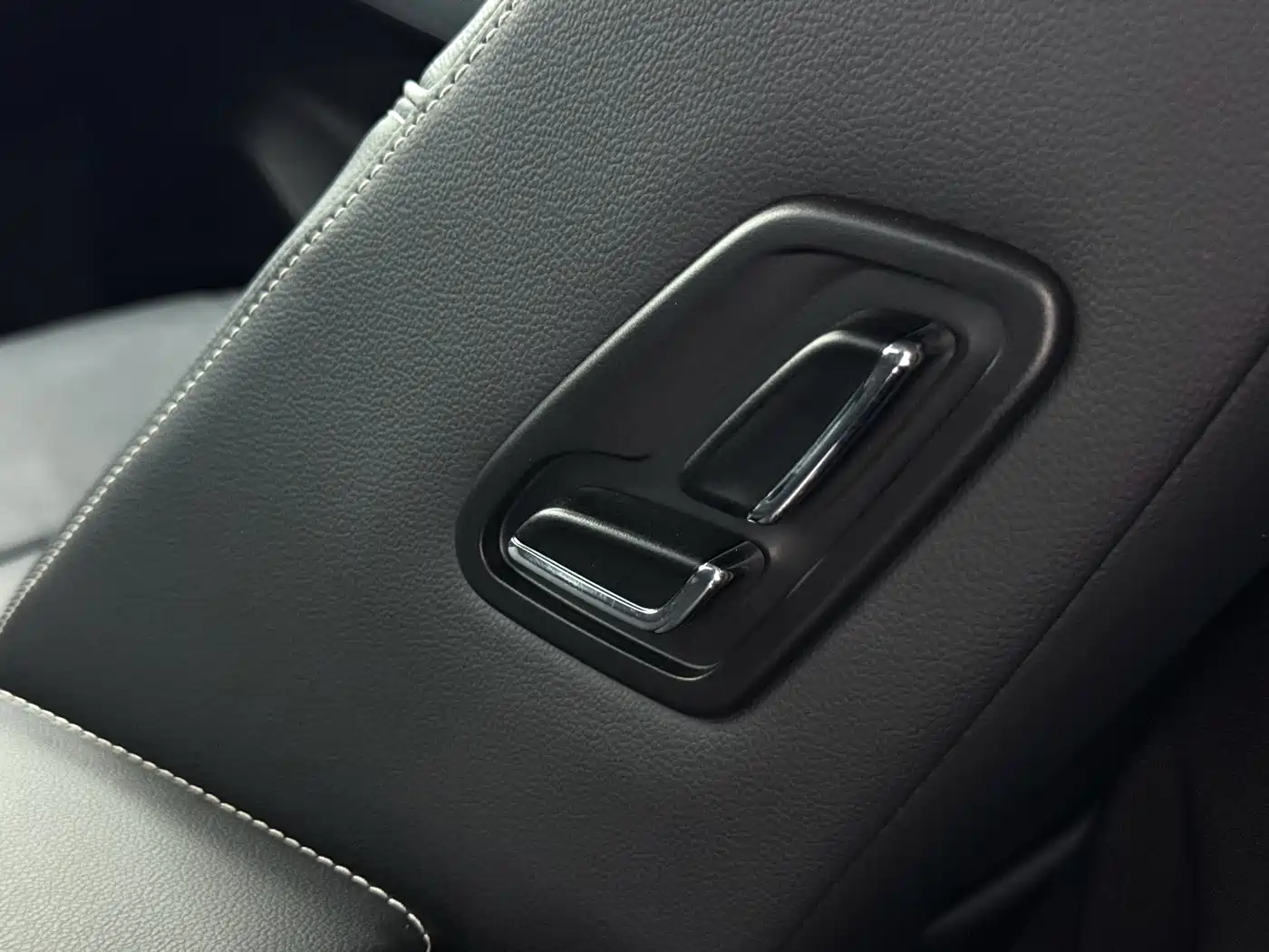 Фото 14 - Volkswagen Passat