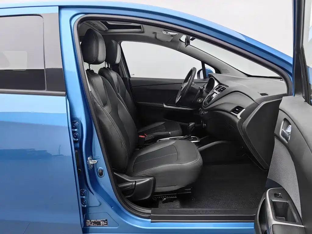 Chevrolet Lova RV 2016 2016 1.5L Automatic Fun Edition