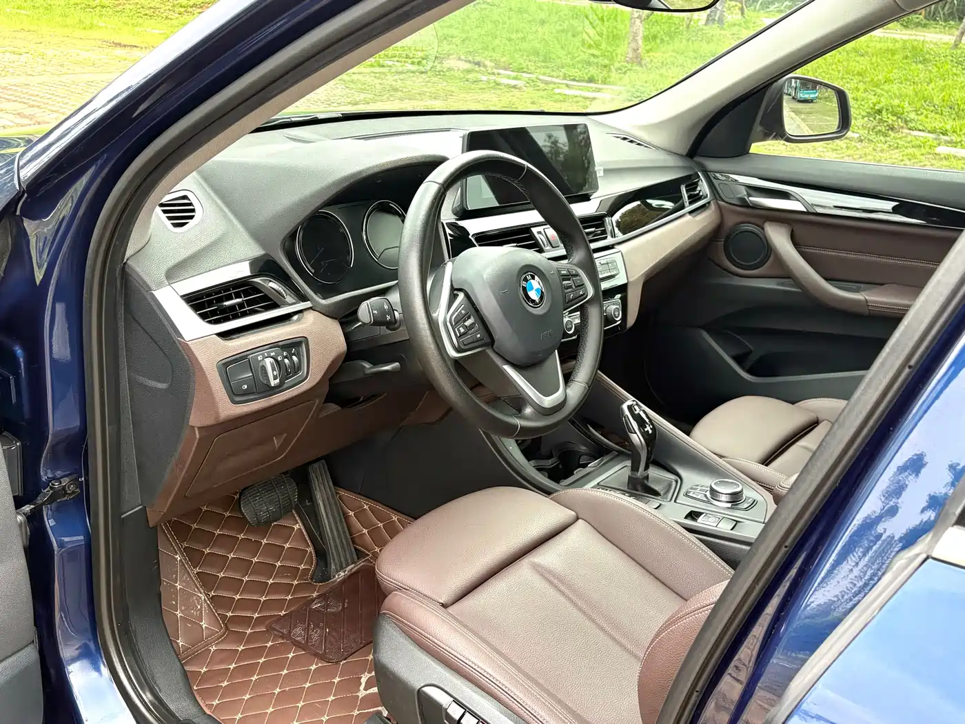 BMW X1 2020 sDrive25Li Leading Model фото 4