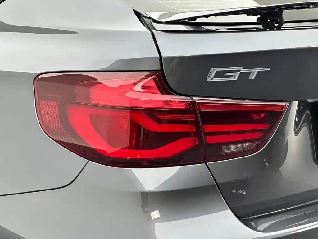 BMW 3 Series GT 2021 2020 320i M Sport Package