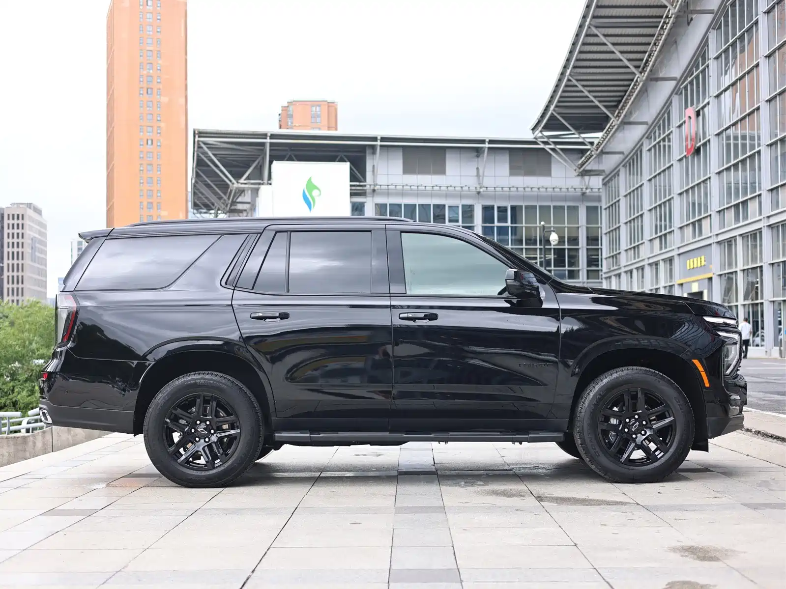 Фото 7 - Daolangge Chevrolet Tahoe