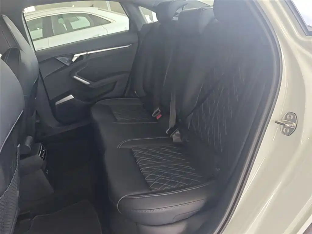 Audi A3 2025 A3L Limousine 35TFSI Flying Premium фото 24