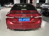 Фото 2 - Toyota Camry