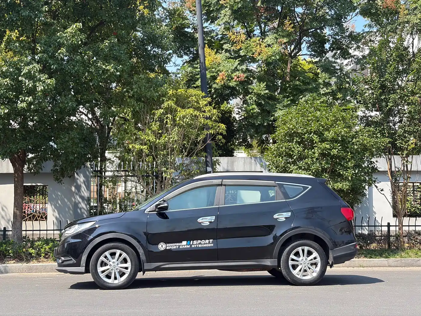 Dongfeng Fengguang Fengguang 580 2019 2018 1.8L Manual Comfort Version