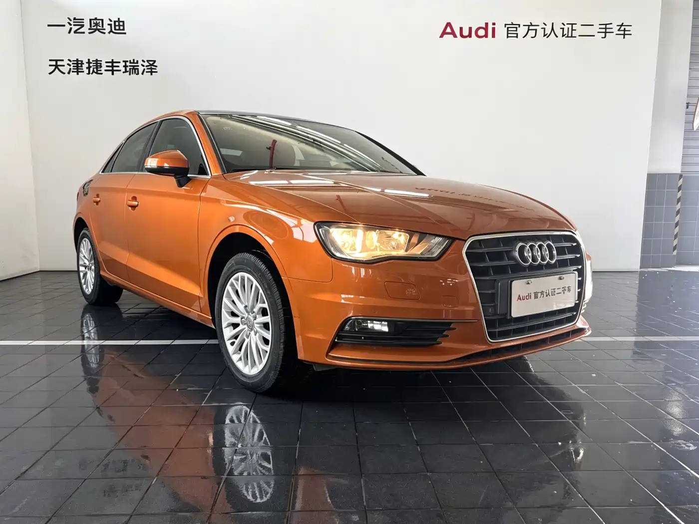 Audi A3 2014 Limousine 35 TFSI Auto Comfort фото 3