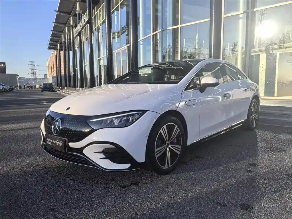 Mercedes-Benz EQE 2025