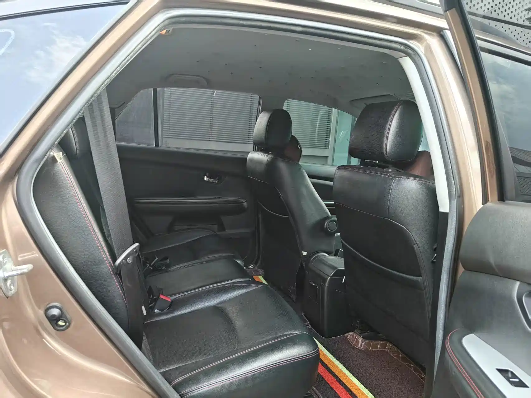 Фото 6 - BYD S6