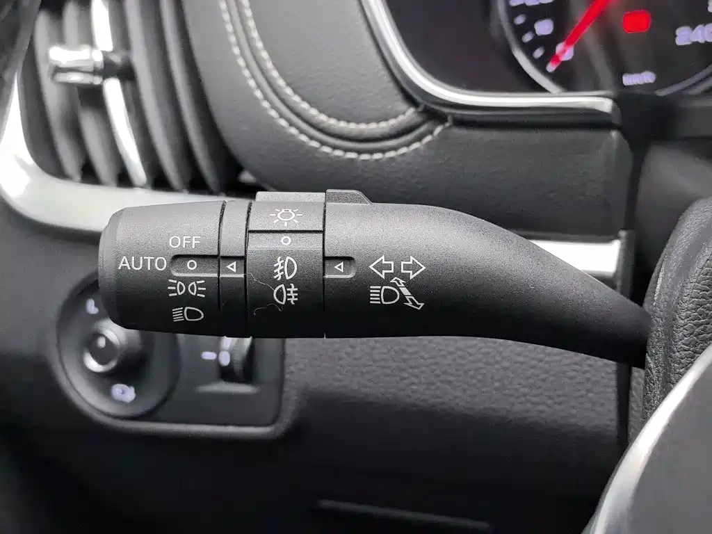 Roewe RX5 2017 2018 20T 2WD Automatic Internet Smart Value