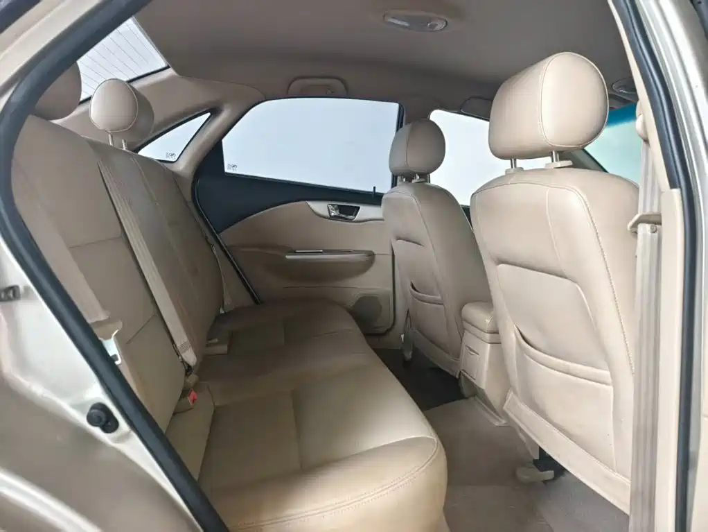 Фото 6 - Buick Excelle