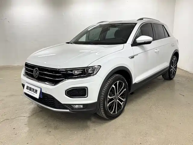 Volkswagen T-Roc 280TSI DSG, моноприводный, Comfort, PLUS