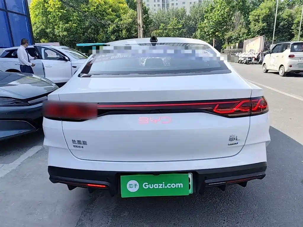 BYD Qin L 2025 DM-i Smart Drive Edition 120KM Surpassing фото 6