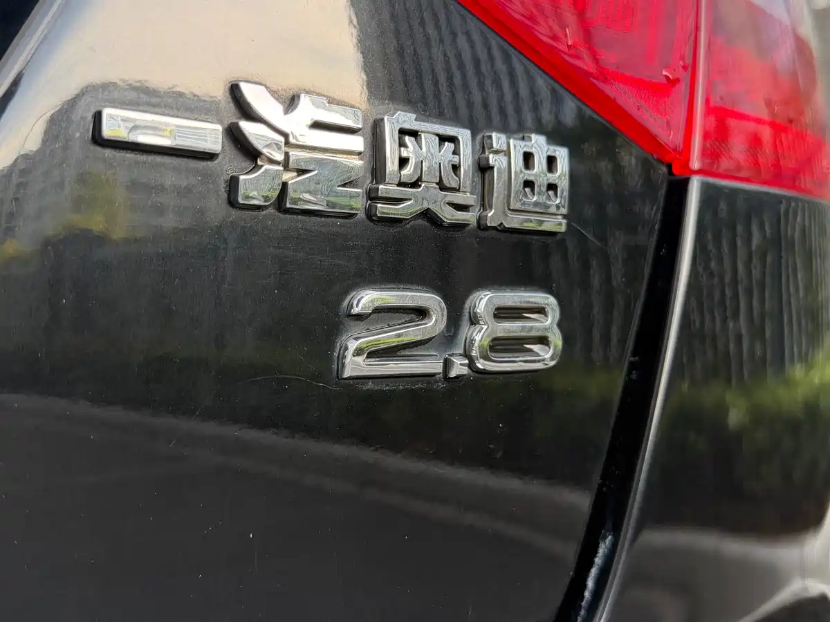 Audi A6L 2010 2.8 FSI Luxury фото 17