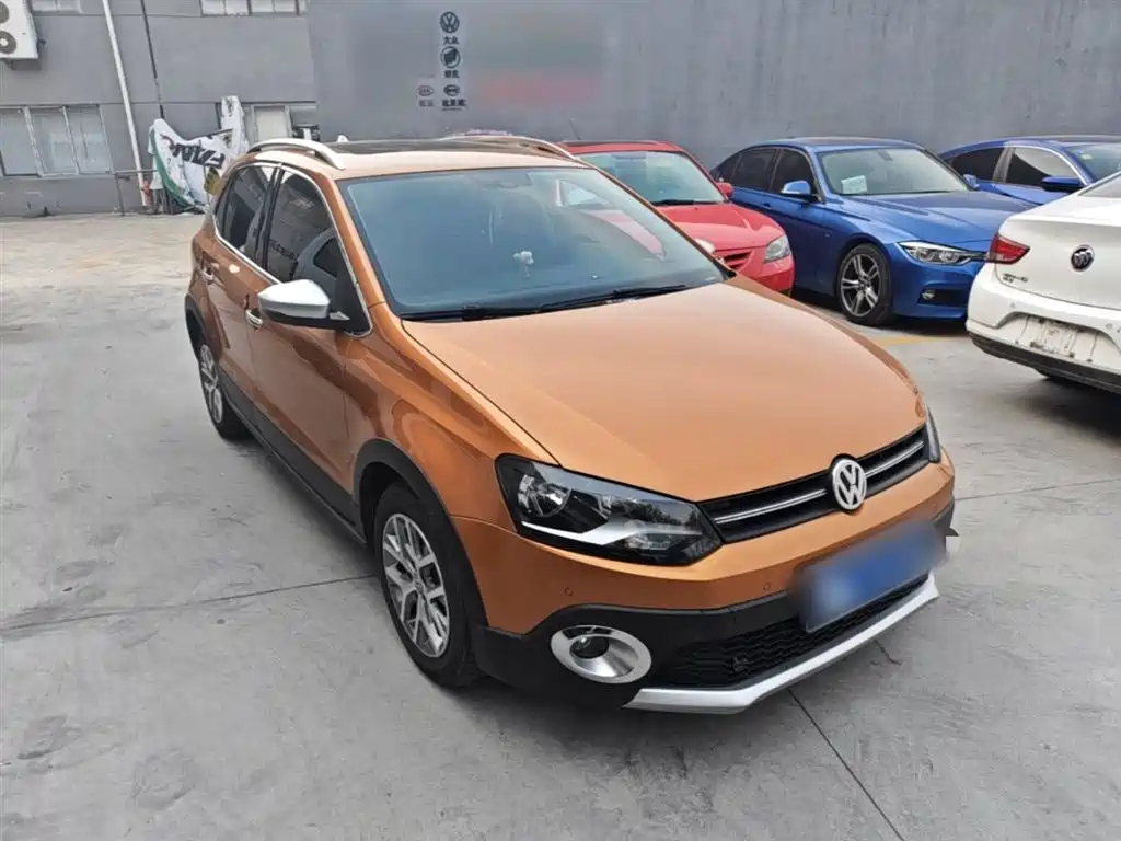 Volkswagen Polo 2018 1.5L Cross Polo Auto фото 4