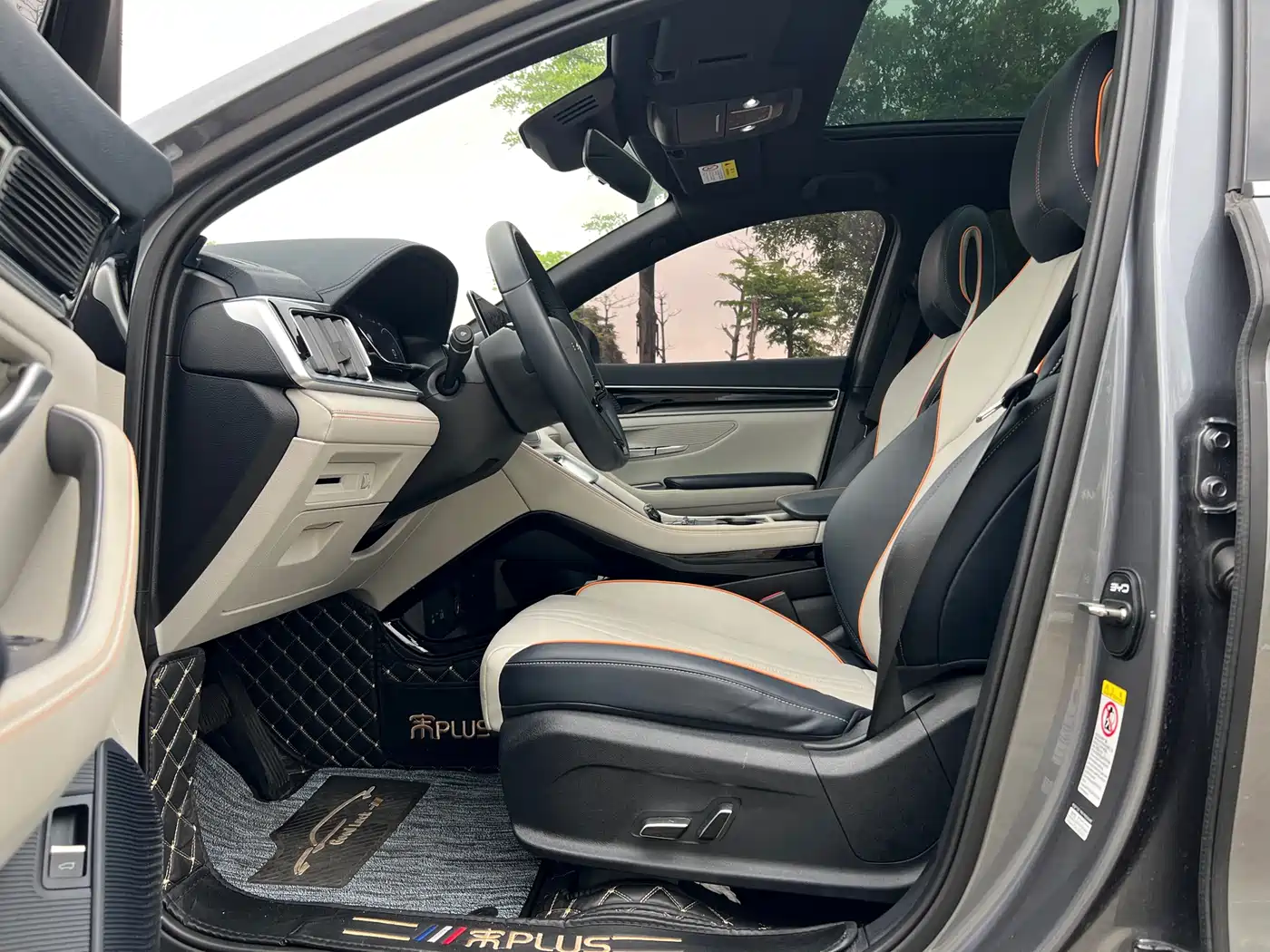 BYD Song PLUS PHEV 2023 Champion Edition DM-i 110KM Flagship фото 9