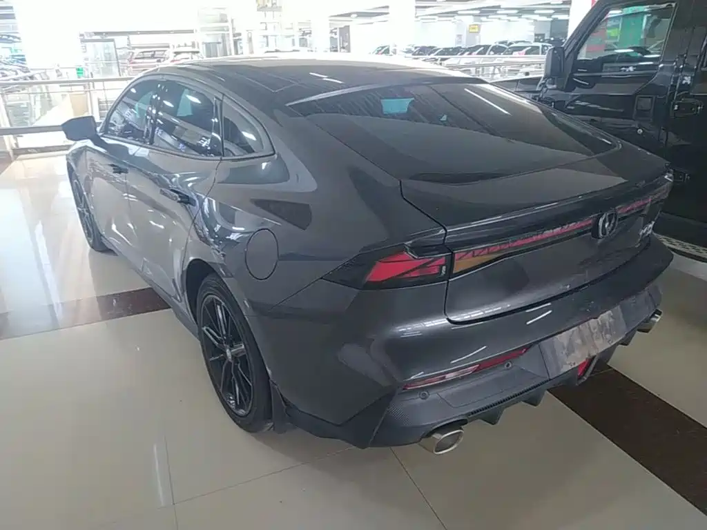 Changan UNI-V iDD 2023 2023 ZhiDian iDD 1.5T 113km Smart Fun Edition