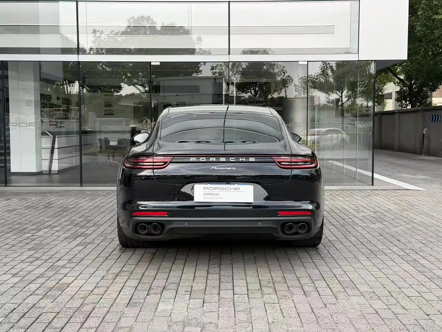 Фото 4 - Porsche Panamera