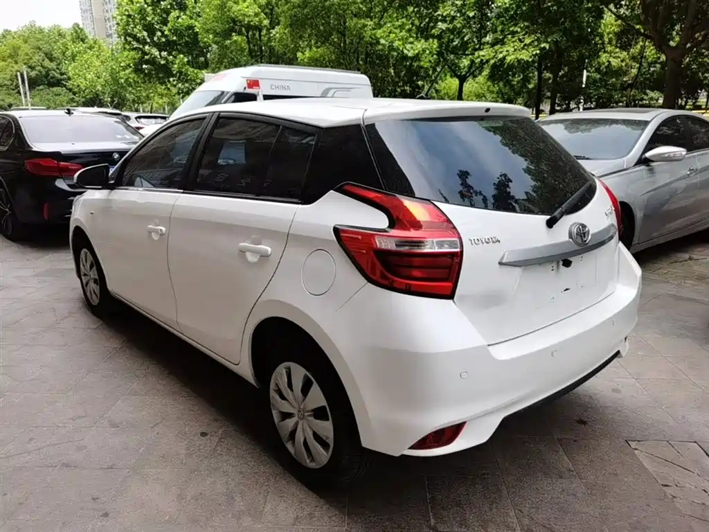 Toyota YARiS L Zhi Xuan 2016 Facelift 1.5E CVT Charming Edition фото 5