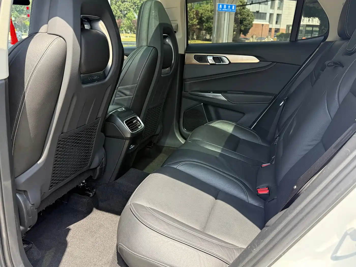 Lynk & Co 01 2017 2.0T 2WD Pro Version фото 18
