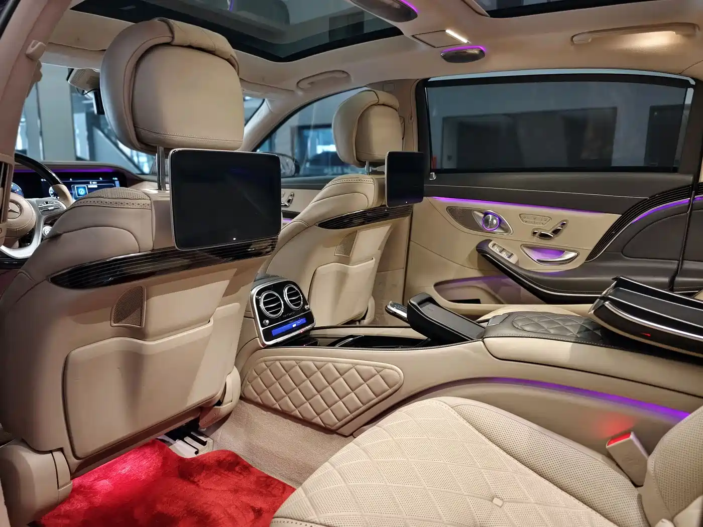 Mercedes-Benz Maybach S-Class 2018 Model S 680 фото 48