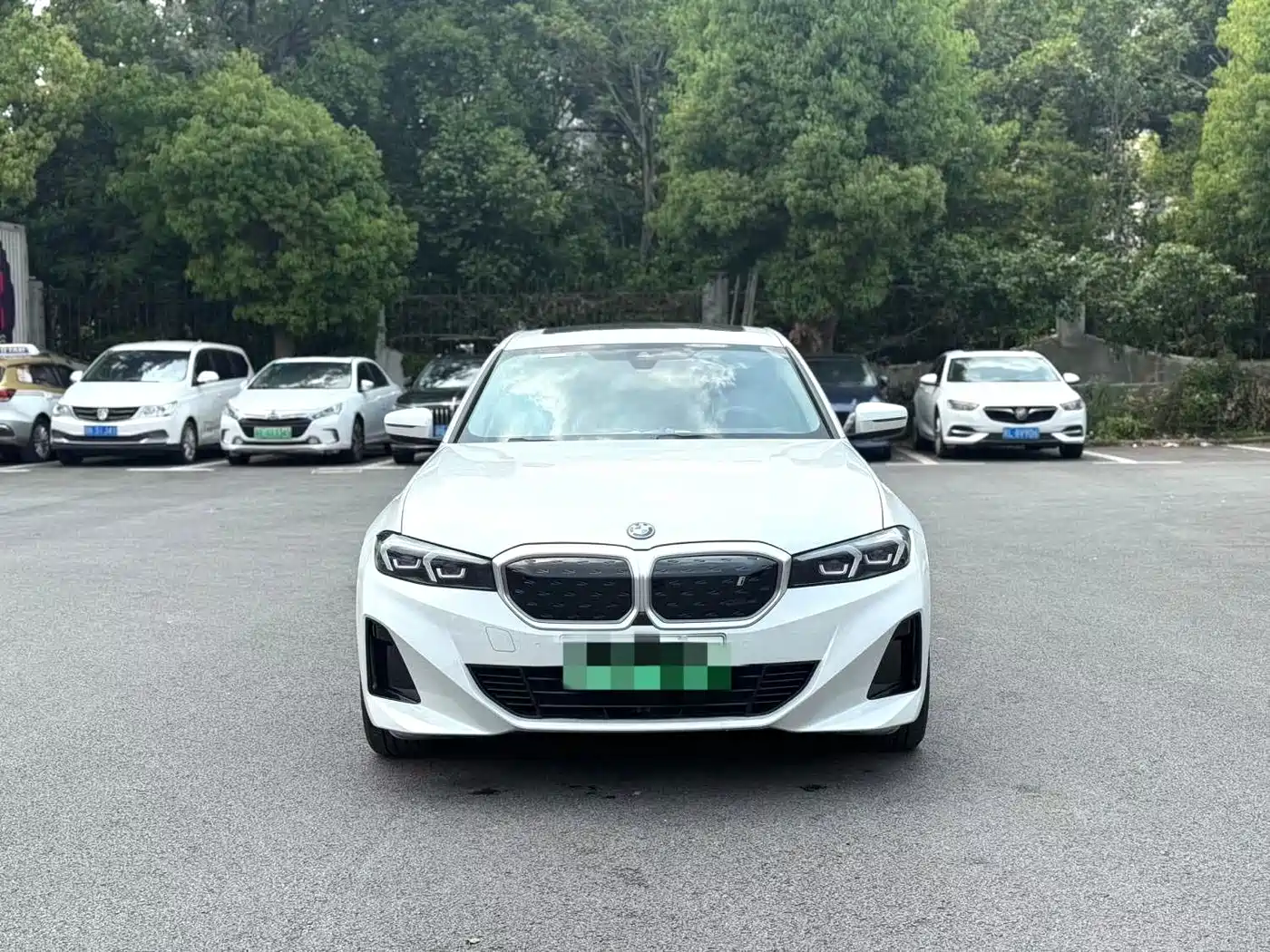 BMW i3 2022 eDrive 35 L фото 2