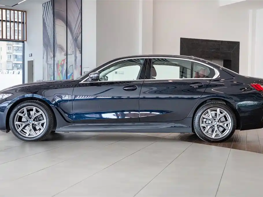 BMW i3 2026 2026 eDrive 35 L
