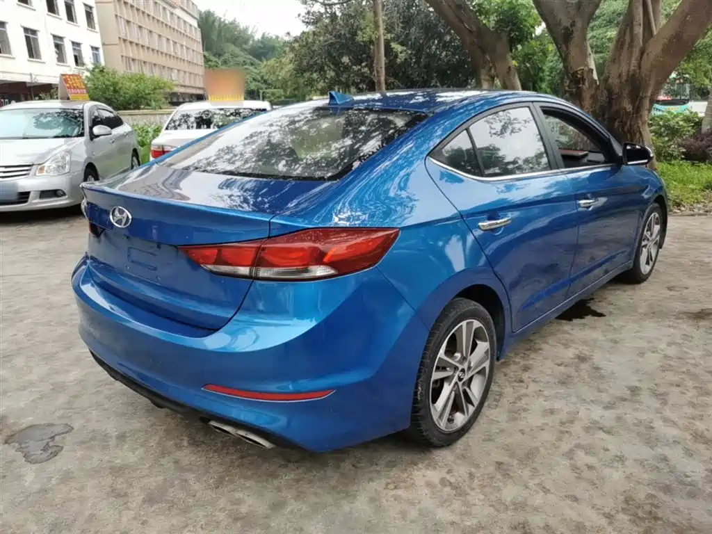 Hyundai Elantra 2018 1.4T DCT Dynamic·Vitality Model фото 7