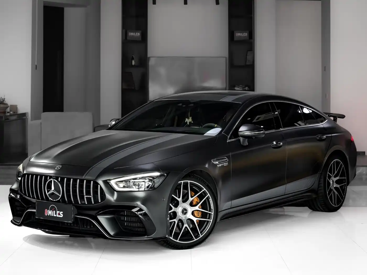 صورة 1 - Mercedes-Benz AMG GT