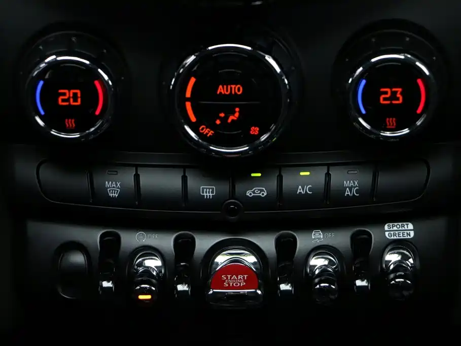 MINI MINI 2024 2023 1.5T COOPER Artist 5-Door