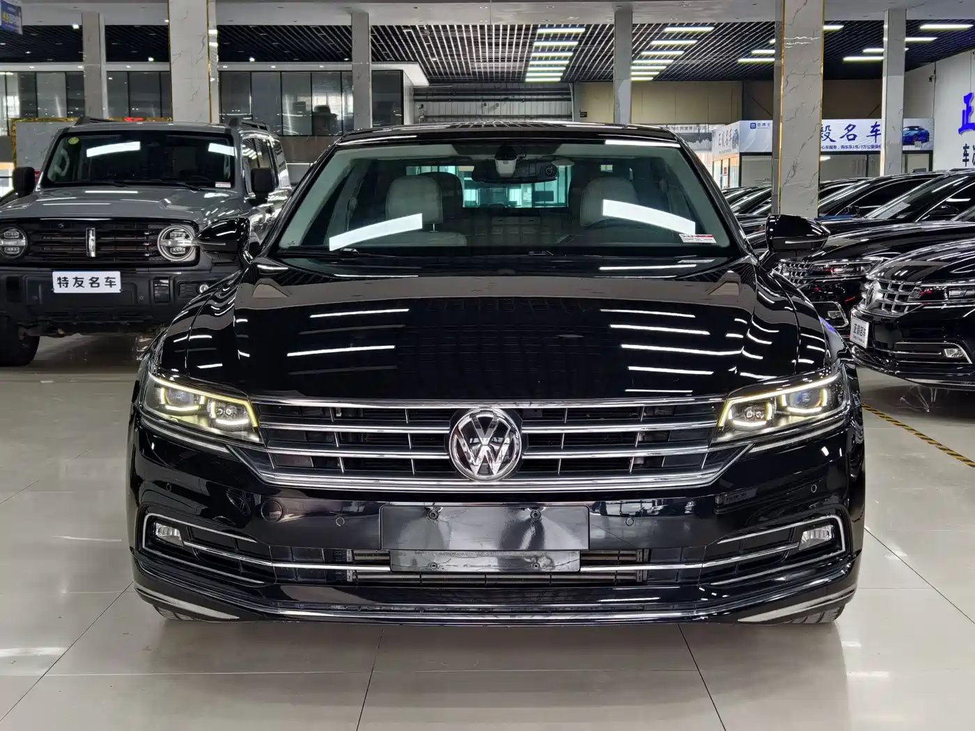Volkswagen Phideon 2016 380TSI 2WD Ultimate Edition фото 2